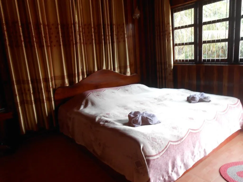 Three Sisters Resort Luang Prabang Guest house