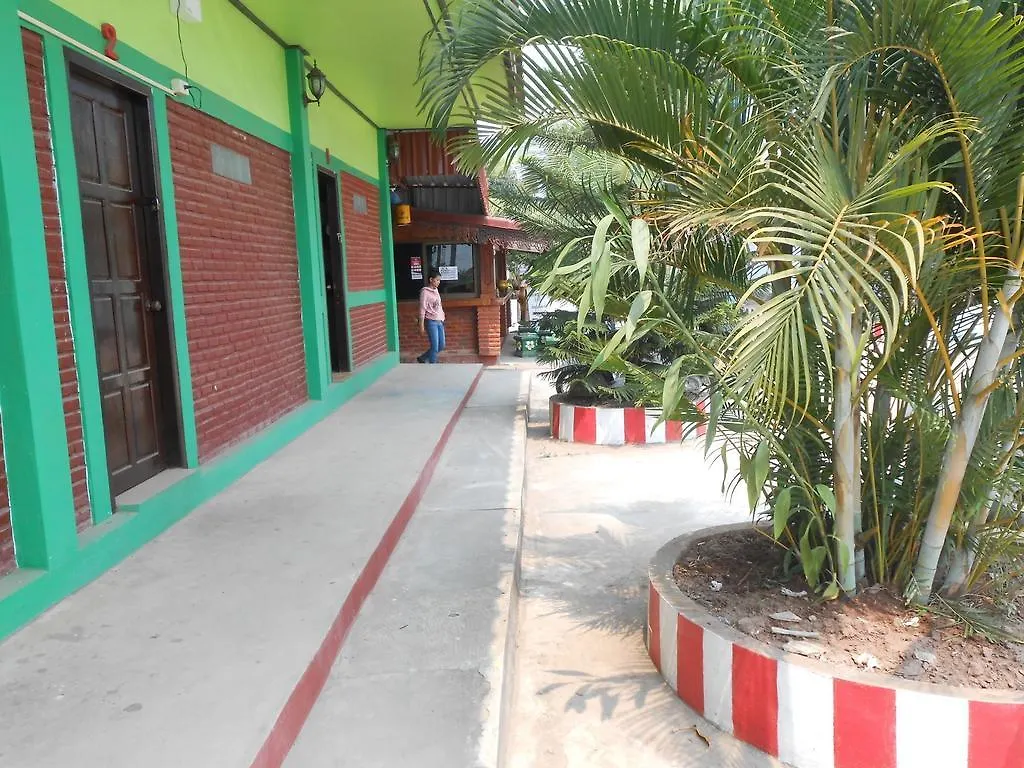 Guest house Three Sisters Resort Luang Prabang