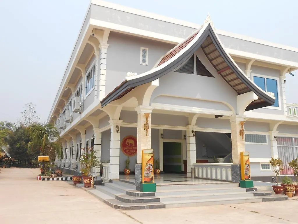Three Sisters Resort Luang Prabang